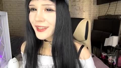 Nina online show from February 12, 2026, 9:04 am