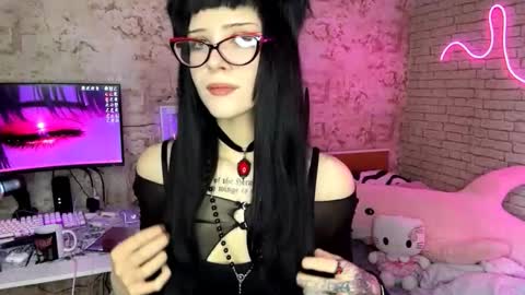 Nina online show from February 13, 2026, 7:04 am