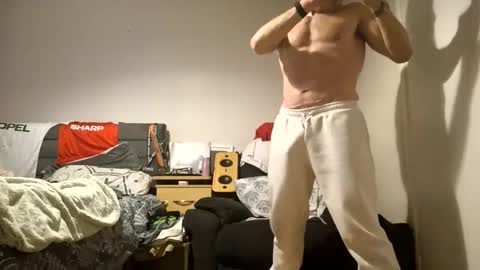 Ernie online show from December 14, 2025, 8:02 pm