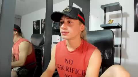 Snapshot of erodyta chatting on July 1, 2026, 12:29 pm Erodyta online show from July 1, 2026, 12:29 pm