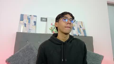 Snapshot of eros_lux1 chatting on June 10, 2026, 12:26 pm Eros Lux1 online show from June 10, 2026, 12:26 pm