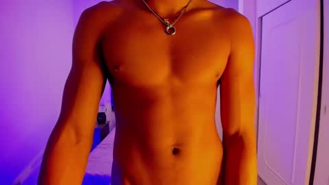 eros_wild online show from March 12, 2025, 3:02 am