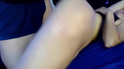 Snapshot of erosandvenus_ chatting on November 26, 2025, 9:38 pm eros y venus online show from November 26, 2025, 9:38 pm