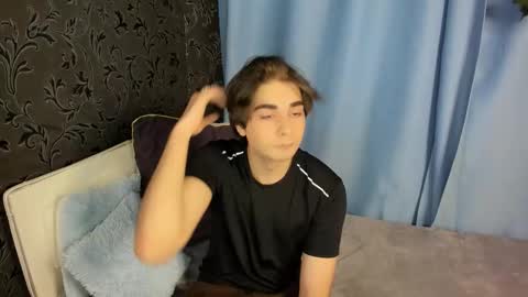 Snapshot of erospulse chatting on December 1, 2025, 11:59 am Hanzo online show from December 1, 2025, 11:59 am