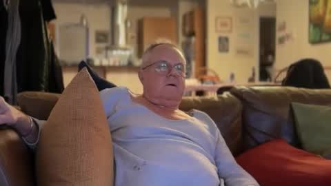 eros online show from February 4, 2026, 12:11 pm