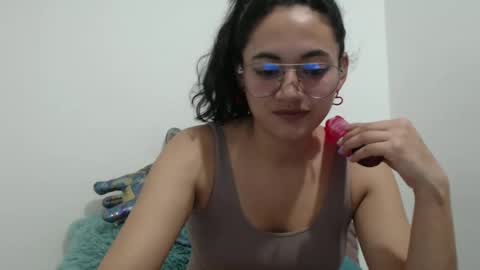 erotic_fusion_ online show from January 27, 2025, 1:37 am