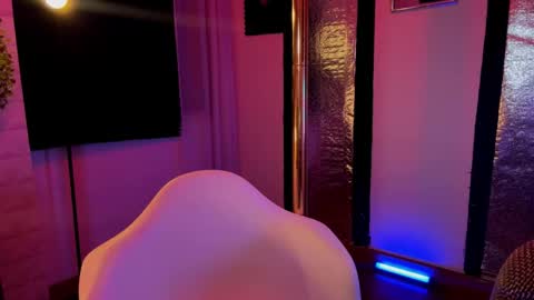 Salom online show from May 11, 2026, 11:35 pm