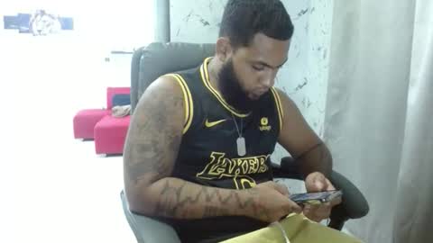 Eroticoblack online show from February 2, 2026, 4:33 am