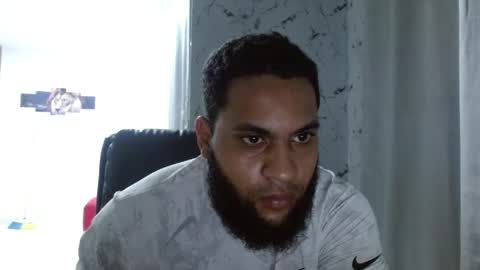 Eroticoblack online show from May 11, 2026, 3:01 am