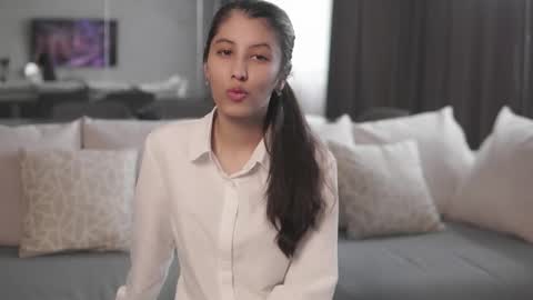 Hi Im Lori  online show from February 1, 2026, 10:47 am