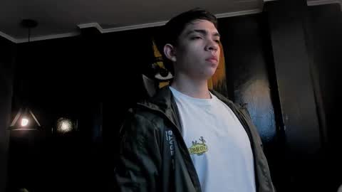 Eryon online show from November 3, 2025, 11:11 am