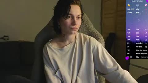 esajukyy online show from March 20, 2026, 1:38 pm