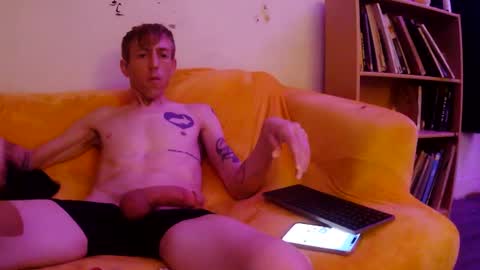 esc del online show from September 22, 2025, 11:40 pm