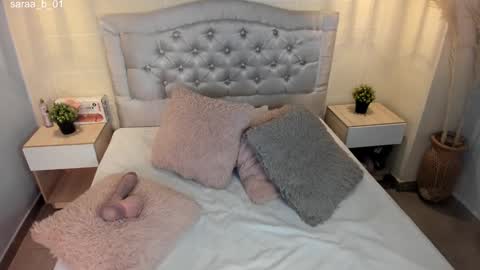 Snapshot of escarleth__ chatting on February 8, 2025, 5:08 pm Escarlet online show from February 8, 2025, 5:08 pm