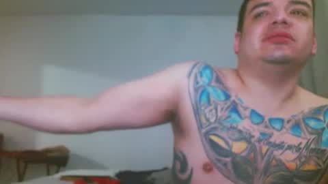 escodamus12 online show from December 18, 2024, 2:49 pm