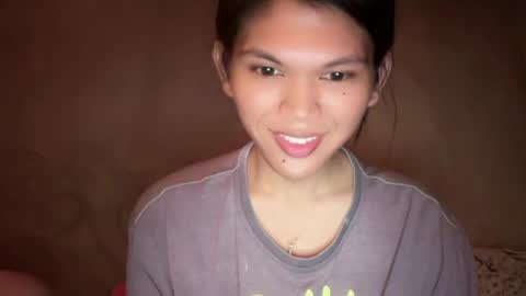 Snapshot of esilchan chatting on May 11, 2026, 6:19 am Chelliane online show from May 11, 2026, 6:19 am