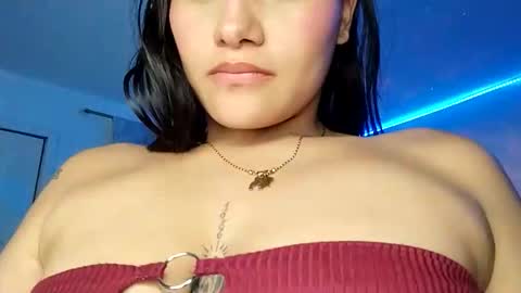 esmeralda19120372 online show from April 21, 2026, 4:08 am