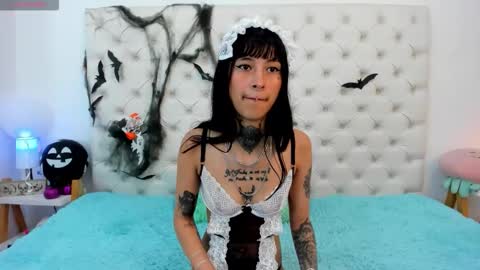 Snapshot of esmeralda_06 chatting on October 28, 2025, 3:47 pm esmeralda online show from October 28, 2025, 3:47 pm