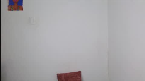 Esmeralda parck online show from February 16, 2025, 3:48 pm