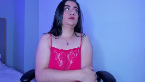 Snapshot of esmeralda_rose__ chatting on June 17, 2026, 5:32 am esmeralda_rose__ online show from June 17, 2026, 5:32 am