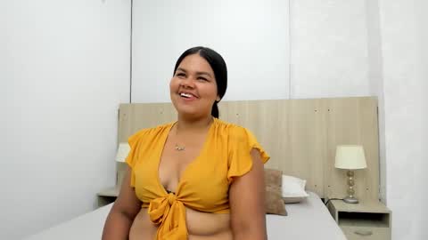 Esmeralda online show from November 21, 2025, 7:23 pm