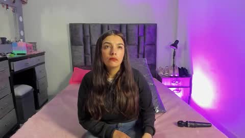 Perla online show from January 18, 2026, 9:57 am