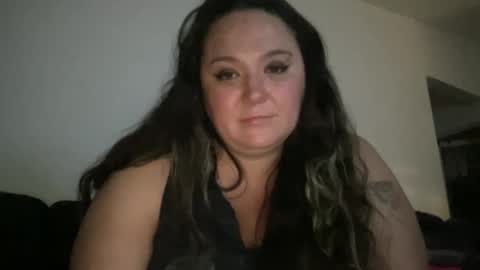 Snapshot of esmereldanikole chatting on February 27, 2026, 11:10 am Nikole online show from February 27, 2026, 11:10 am