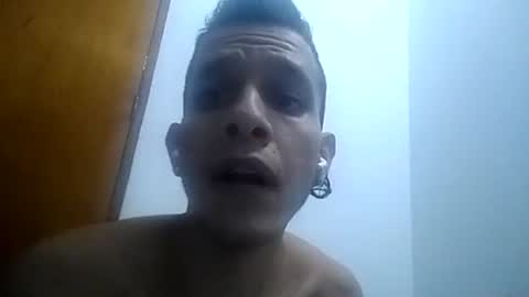 Snapshot of esneyderhenao20 chatting on February 16, 2025, 9:16 pm esneyderhenao20 online show from February 16, 2025, 9:16 pm