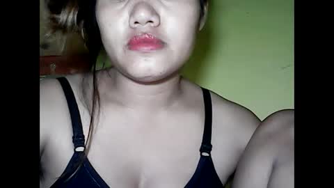 especialgirl_28 online show from December 15, 2024, 2:27 pm