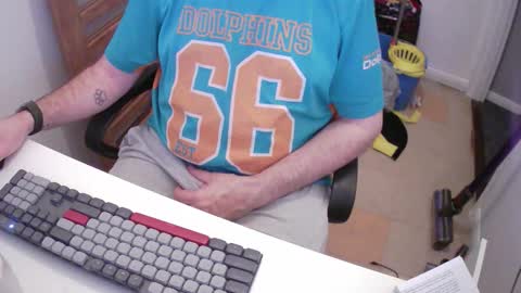 Snapshot of essex_wild chatting on November 14, 2025, 9:02 pm Morph online show from November 14, 2025, 9:02 pm