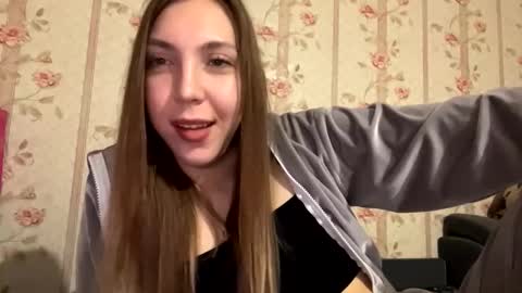 Snapshot of essiecutty chatting on November 27, 2025, 4:31 pm Kate online show from November 27, 2025, 4:31 pm