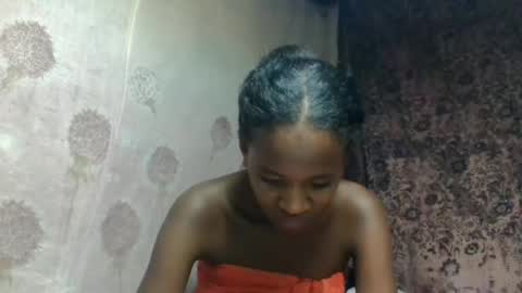 estancelee online show from July 7, 2026, 7:23 am