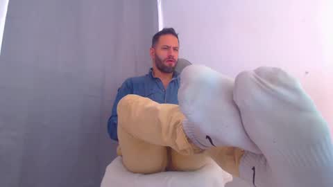 Snapshot of esteban7984068 chatting on January 2, 2025, 5:39 pm esteban online show from January 2, 2025, 5:39 pm