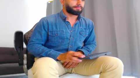 Snapshot of esteban7984068 chatting on November 12, 2025, 4:51 pm esteban online show from November 12, 2025, 4:51 pm