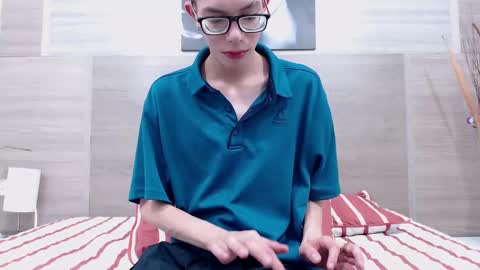 Snapshot of esteban_carlton chatting on March 8, 2025, 11:37 am ESTEBAN CARLTON online show from March 8, 2025, 11:37 am