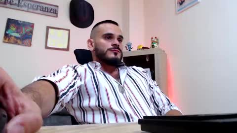 Esteban Fernandez online show from March 20, 2026, 4:06 am