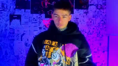 Esteban independent model online show from March 26, 2026, 9:26 am