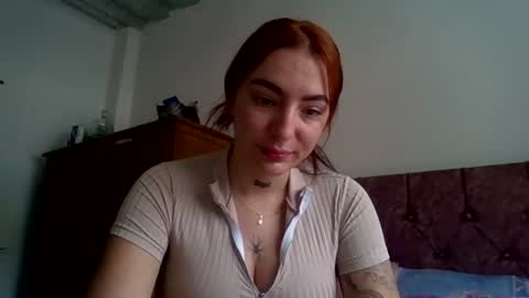 estefa1 online show from June 30, 2026, 5:25 pm