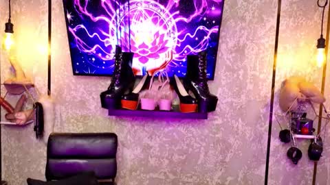 Snapshot of estefania1812 chatting on March 17, 2026, 3:33 am estefania1812 online show from March 17, 2026, 3:33 am