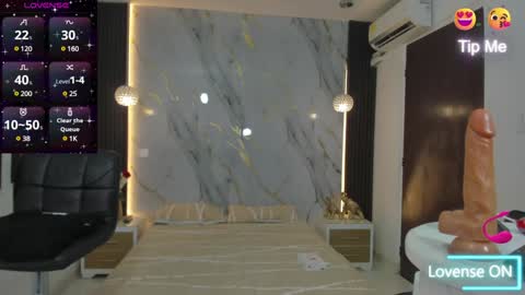 Estephany online show from December 16, 2024, 9:41 pm