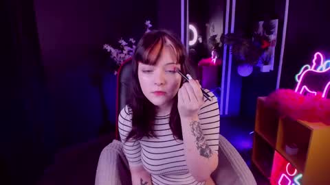 Ester  online show from May 22, 2026, 9:09 pm