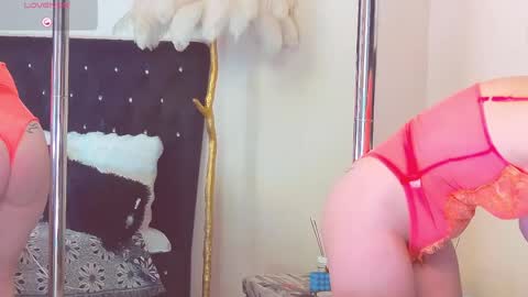 Snapshot of estheraa chatting on April 2, 2026, 4:21 am Esthera online show from April 2, 2026, 4:21 am