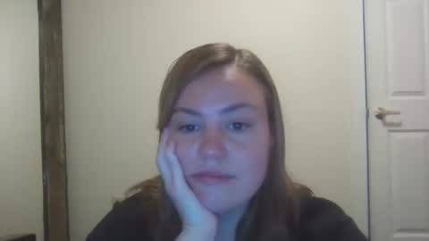 Esther online show from November 21, 2025, 11:09 am