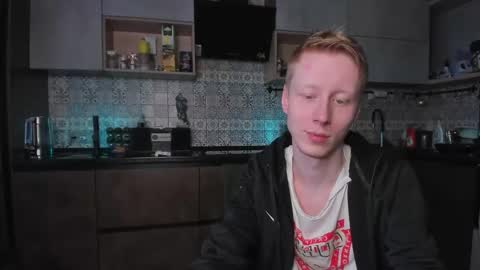 LOUIS online show from March 17, 2026, 12:08 pm