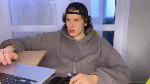 Alex online show from April 29, 2026, 2:54 pm
