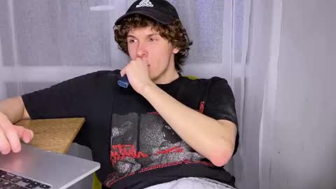 Alex online show from May 10, 2026, 6:35 pm