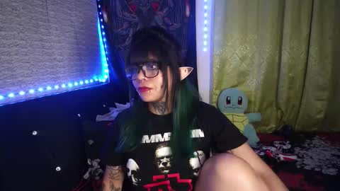 Snapshot of eta_carinae6 chatting on November 3, 2025, 6:25 am eta_carinae6 online show from November 3, 2025, 6:25 am