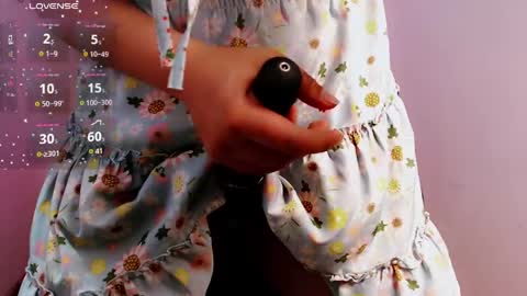 Snapshot of eternal_moonqs chatting on April 17, 2026, 8:45 pm Moon online show from April 17, 2026, 8:45 pm