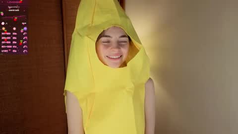 Mary online show from October 31, 2025, 8:04 am