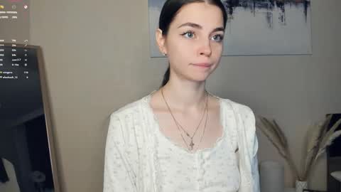 Mary online show from November 25, 2025, 7:41 am